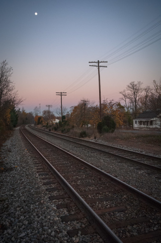 image of train tracks
