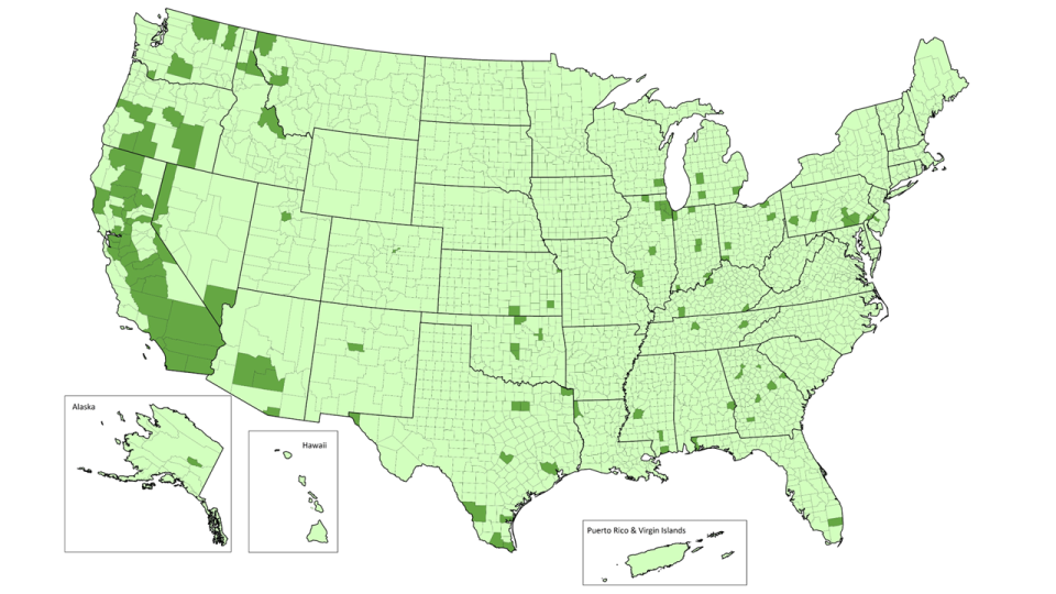 A map of the United States (and Puerto Rico/Virgin Islands) indicating counties that do and do not meet the annual PM2.5 standard of 9 ug/m3 based on 2020-2022 air monitoring data.