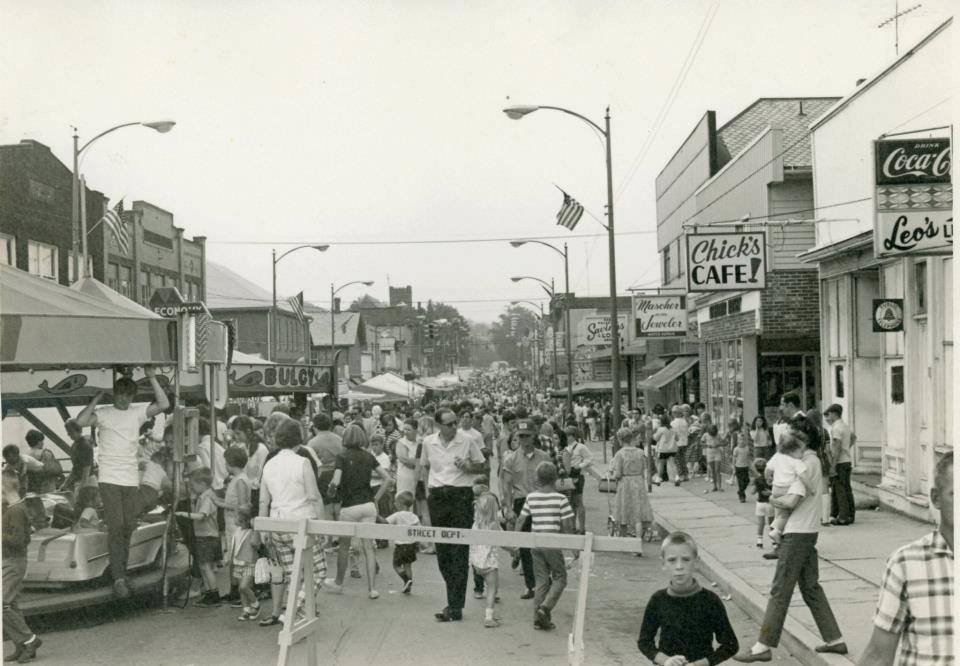 Black and white 1969 Streetfair, image courtesy of East Palestine Chamber of Commerce
