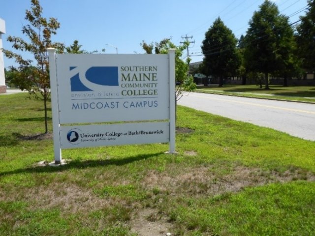 sign for a community college
