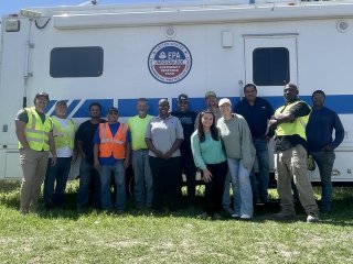 EPA staff and contractors working with the community in Garland, Texas